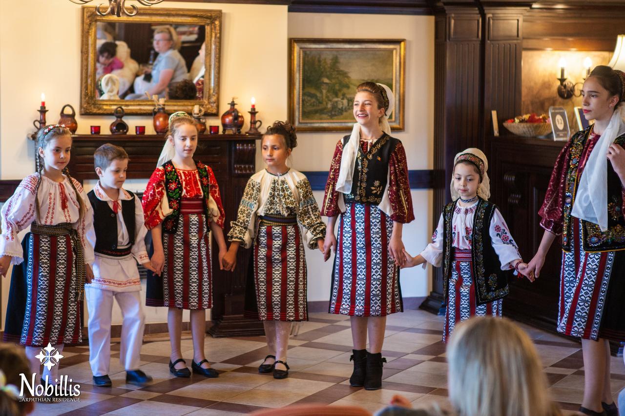 Nobillis - Carpathian Residence Peştera Esterno foto